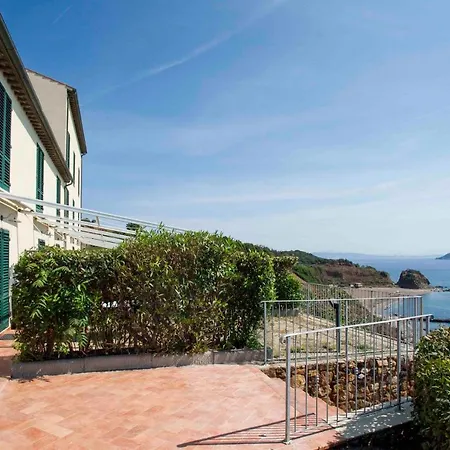 Appartement Residenza La Scogliera Di Rio Albano