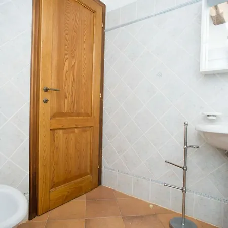 Residenza La Scogliera Di Rio Albano شقة