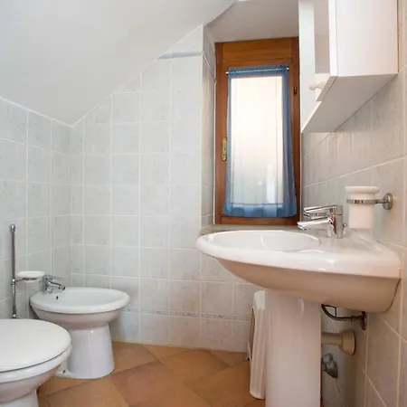 Residenza La Scogliera Di Rio Albano شقة