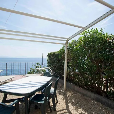 Residenza La Scogliera Di Rio Albano شقة ريو مارينا