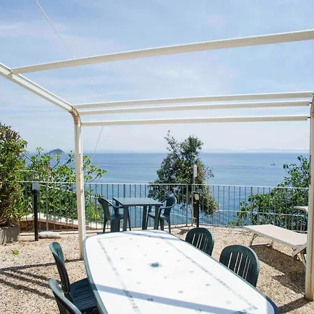 Residenza La Scogliera Di Rio Albano شقة ريو مارينا