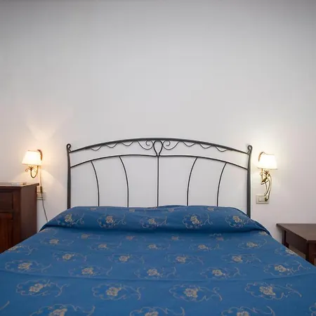 Residenza La Scogliera Di Rio Albano * ريو مارينا
